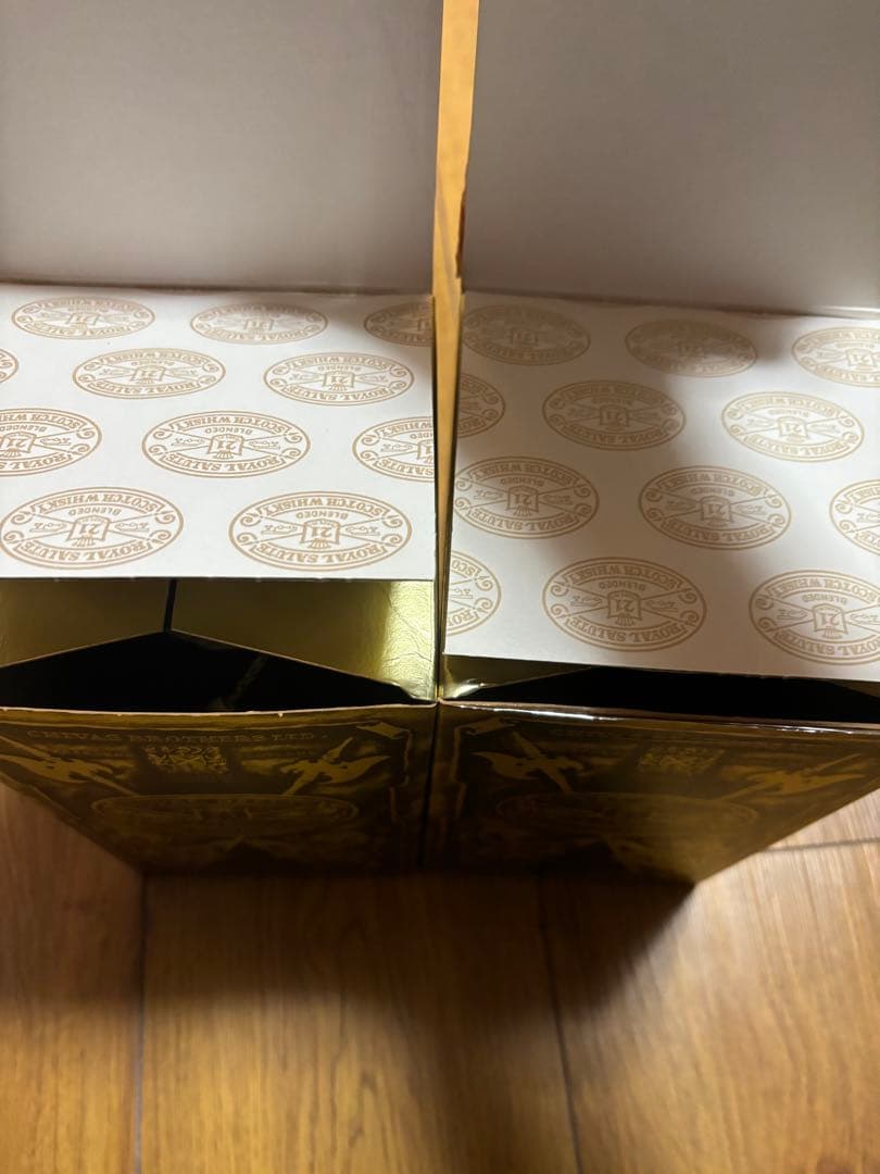 シーバス ロイヤルサルート 21年 CHIVAS  SALUTE赤、青