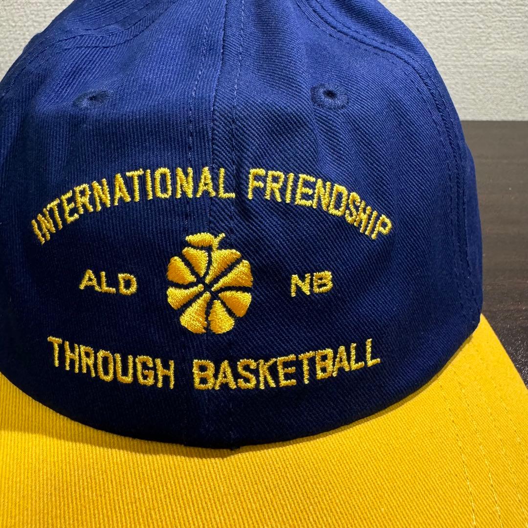 エメレオンドレ×ニューバランス 6パネルロゴキャップ フリーサイズ