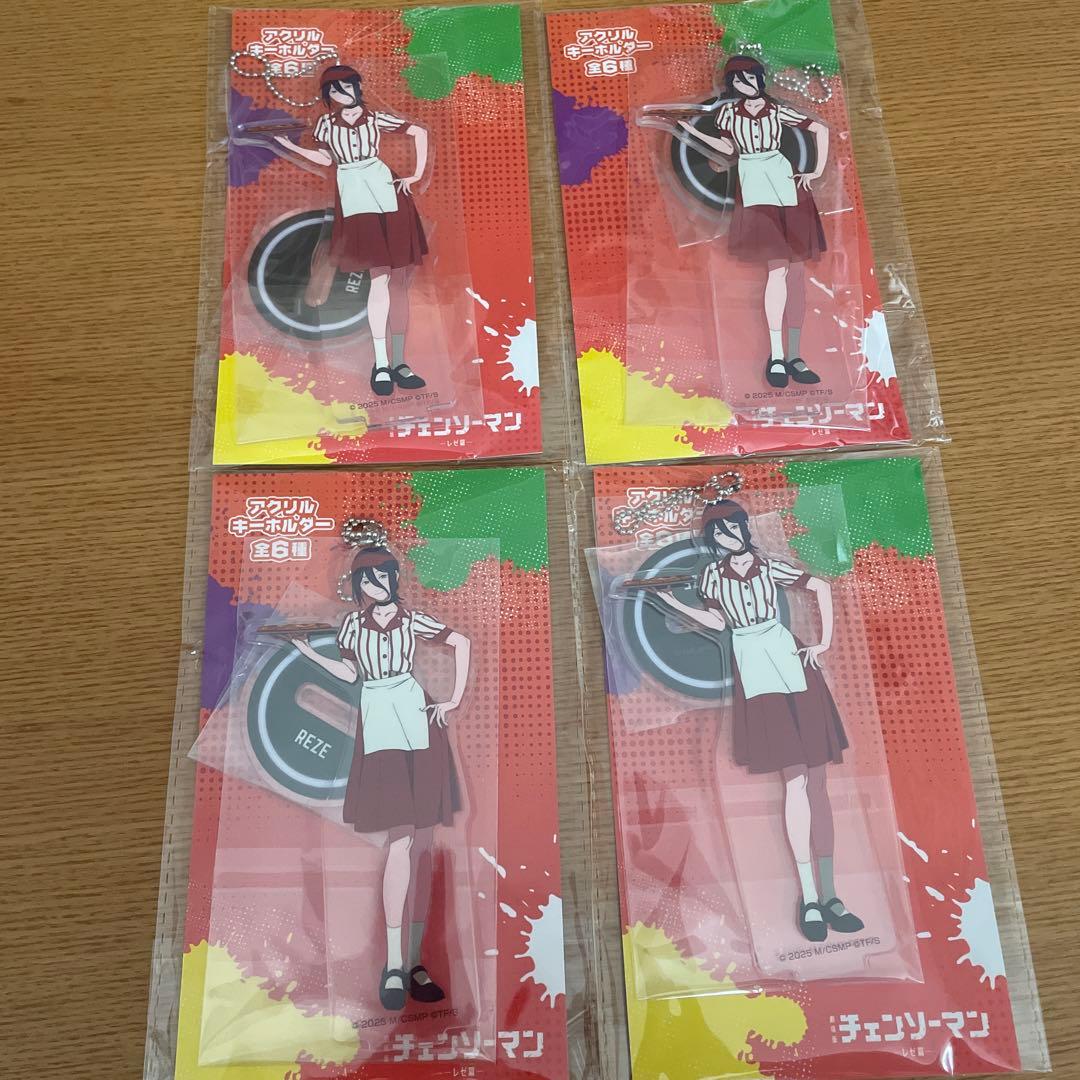 ラウンドワン限定　チェンソーマン アクリルキーホルダー 4個セット