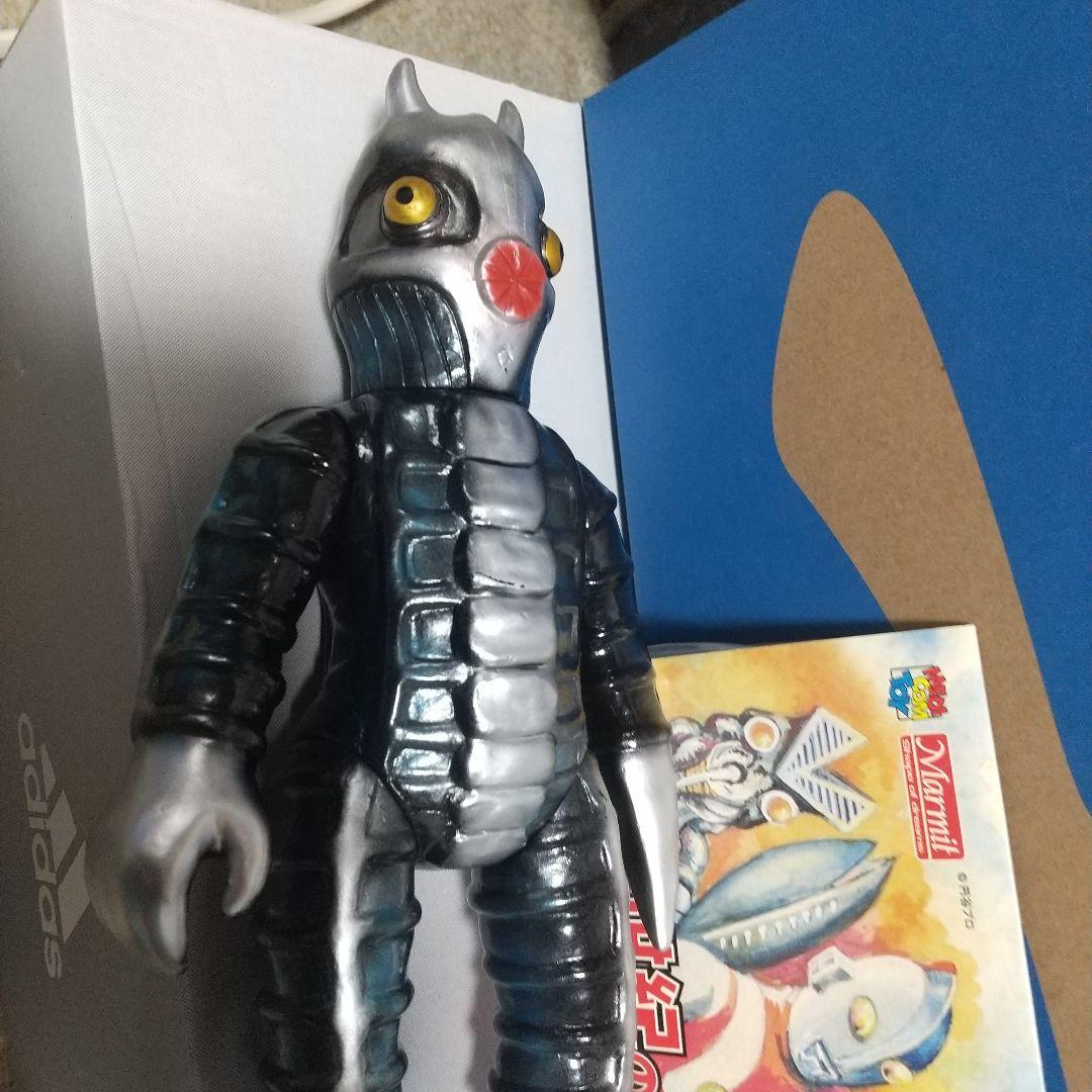 マーミット　ブラック星人　ソフビ