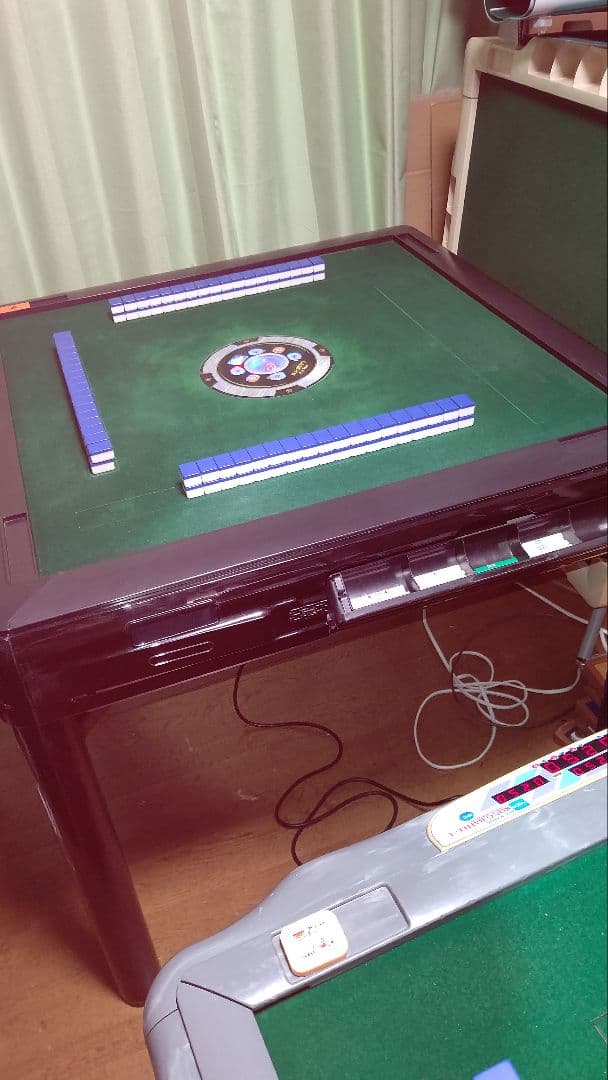 【メルカリ】全自動麻雀卓 MJ-REVO Pro Classic