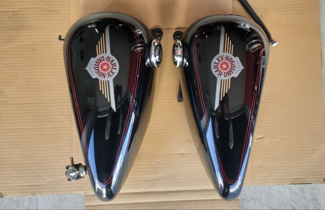 ハーレー　最終エボファットボーイ　純正燃料タンク