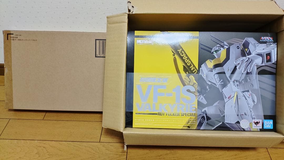 バンダイ VF-1S メカニカルアーツ ロイ・フォッカー仕様