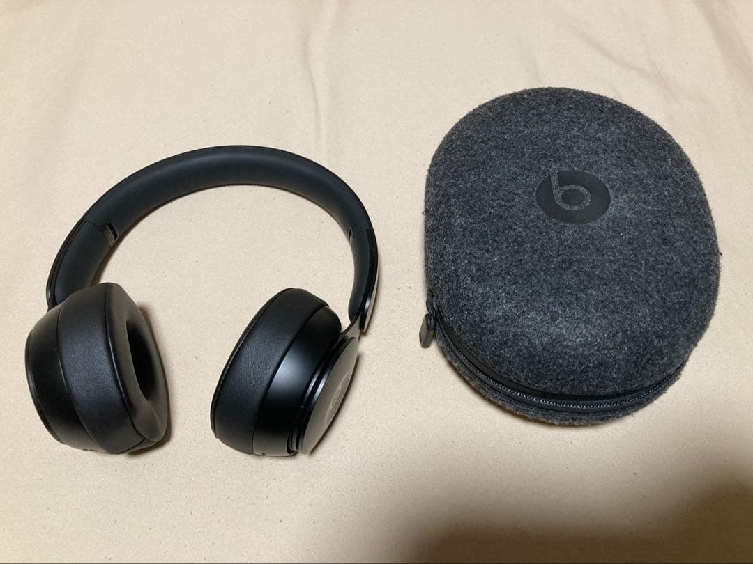 Beats Solo Pro ワイヤレスヘッドホン ブラック ケース付き