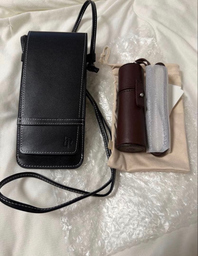 タンドレザーリップケース　Zoff ETRETOKYO メガネケース　ポーチ