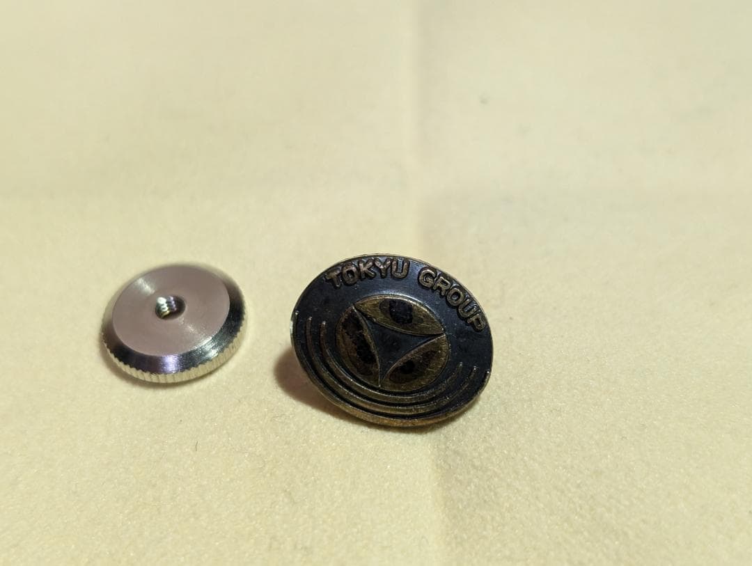 東急グループ.社章TOKYU GROUP . 金属製