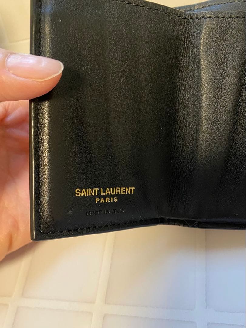 SAINT LAURENT サンローラン ブラック 三つ折り財布
