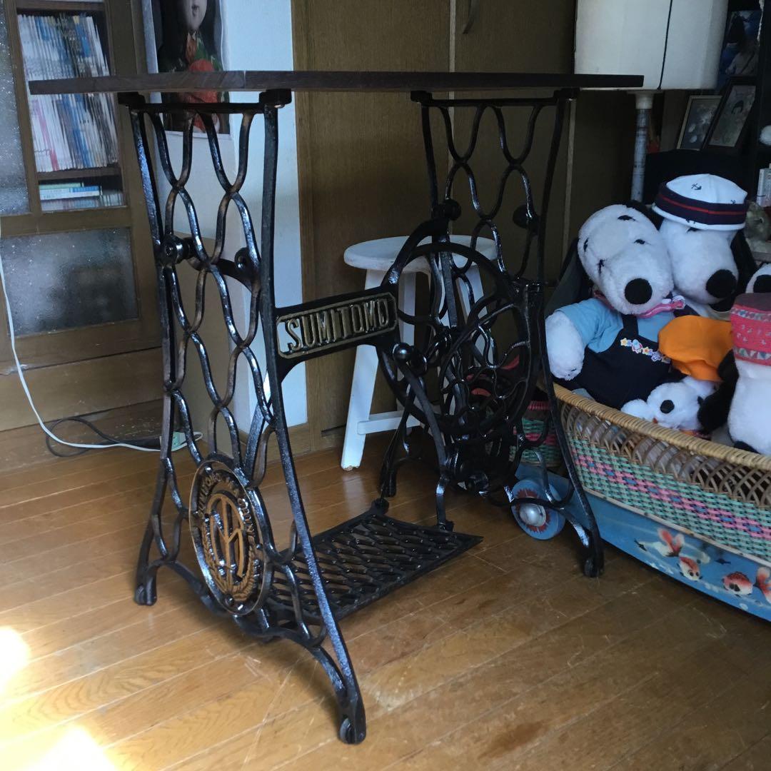 ※アンティーク※ SUMITOMO足踏みミシン脚のテーブル　アイアン