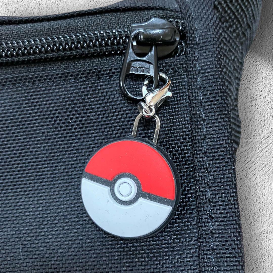 マンハッタンポーテージ ポケモン コラボ メッセンジャーバッグ カビゴン 黒