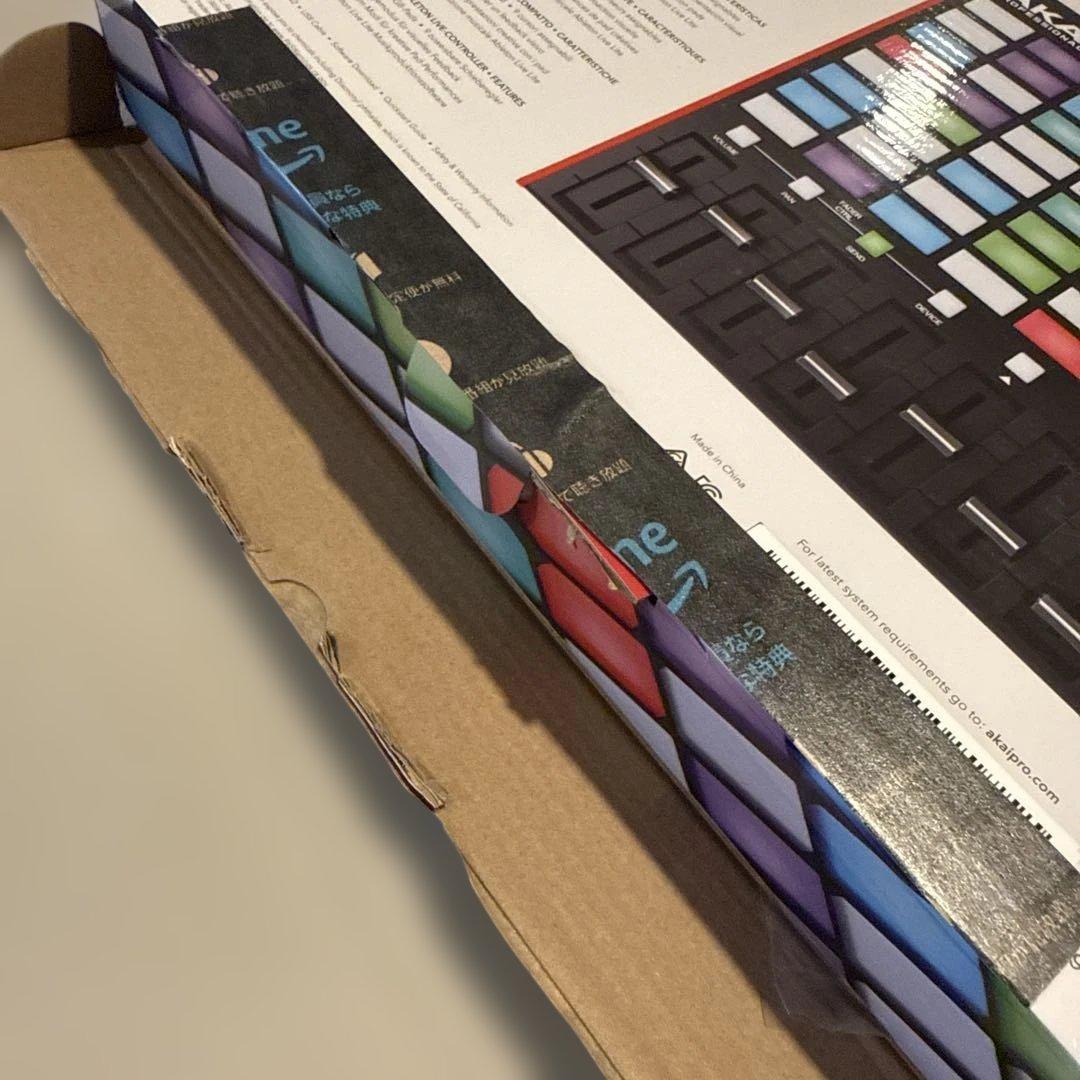 AKAI APC mini MK2 MIDIコントローラー