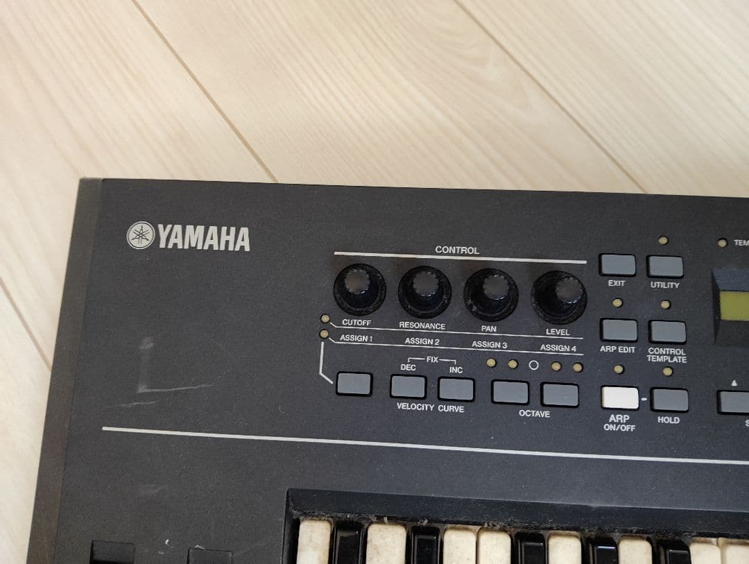 Yamaha KX49 シンセサイザー 49鍵