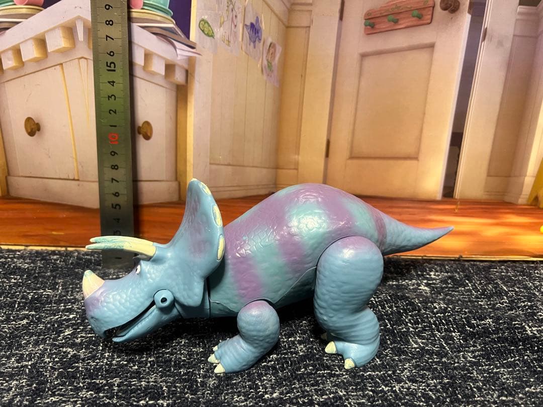 ディズニー　トイストーリー　トリクシー　アクションフィギュア　最大サイズ　希少