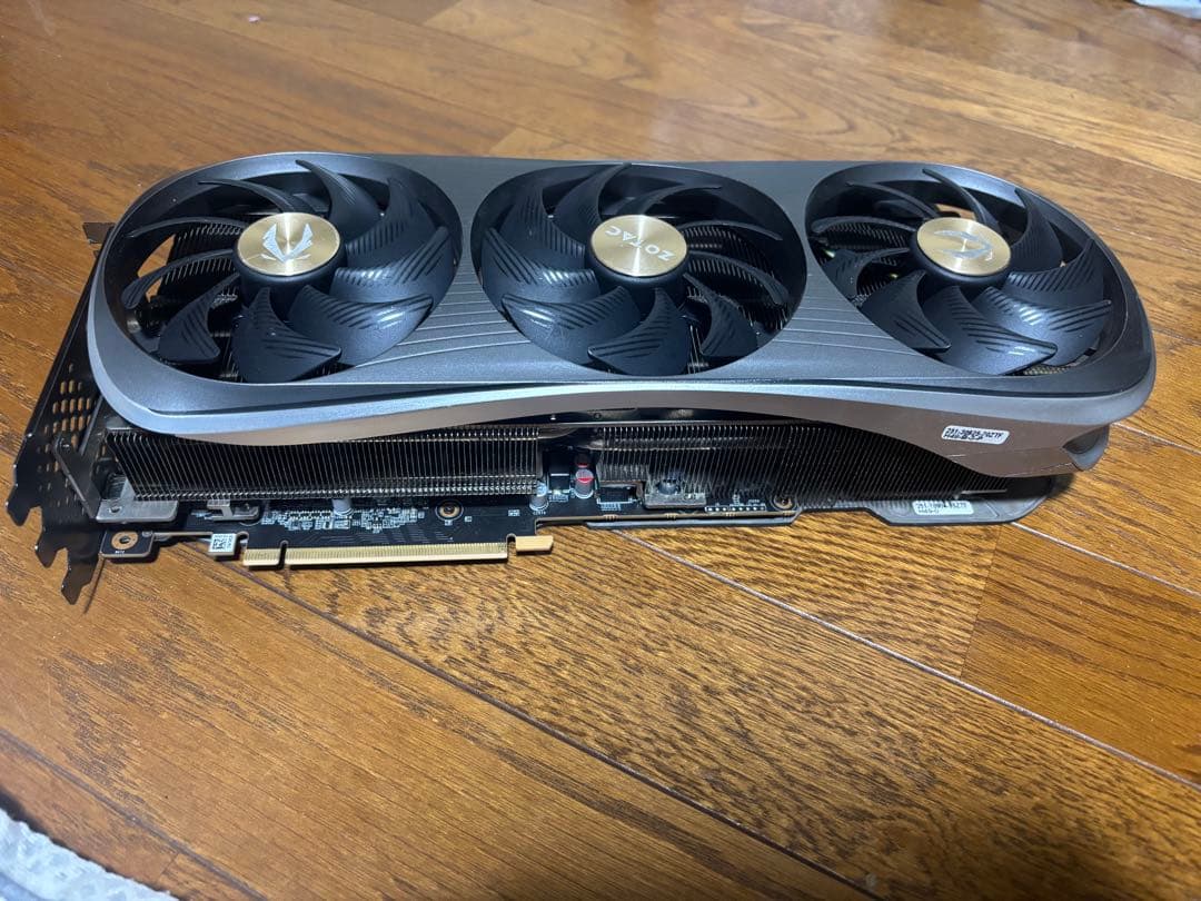 ZOTAC RTX 4090 AMP Extreme AIRO ジャンク