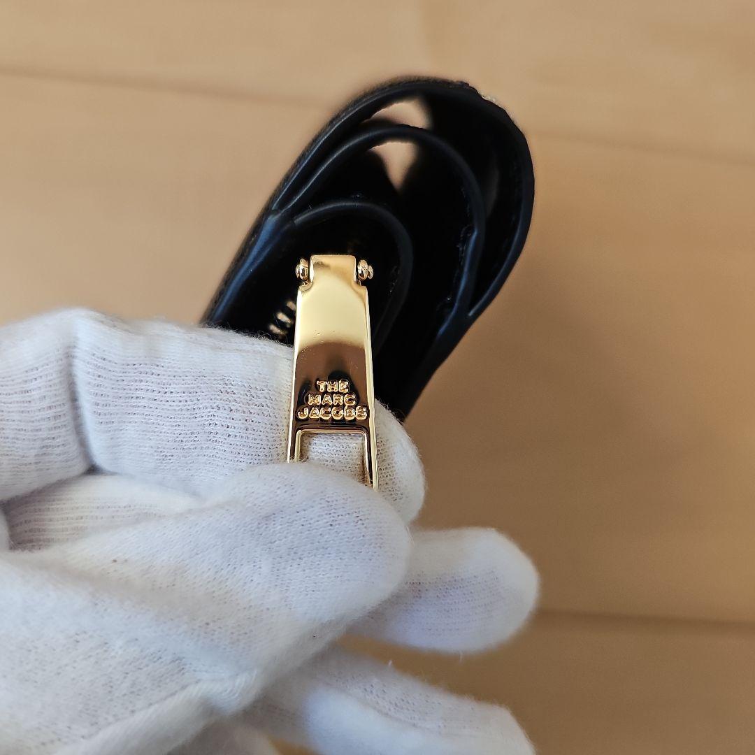 MARC JACOBS マークジェイコブス 二つ折り財布