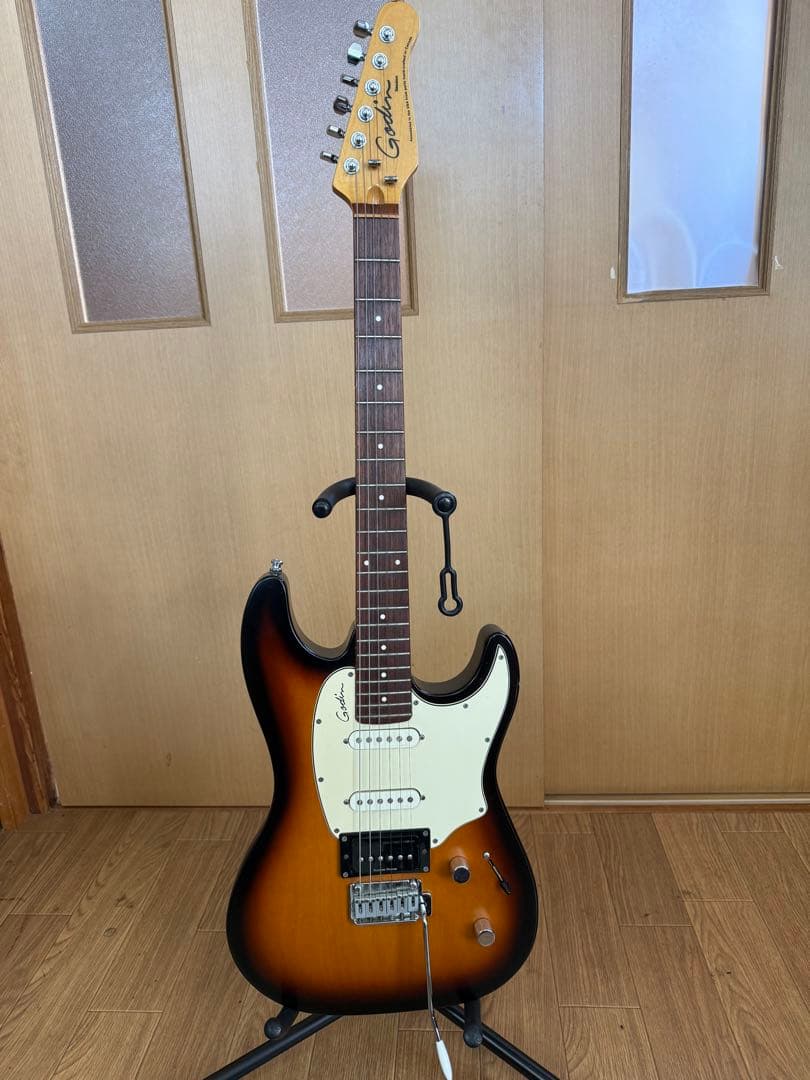 Godin Session エレキギター サンバースト ケース付き
