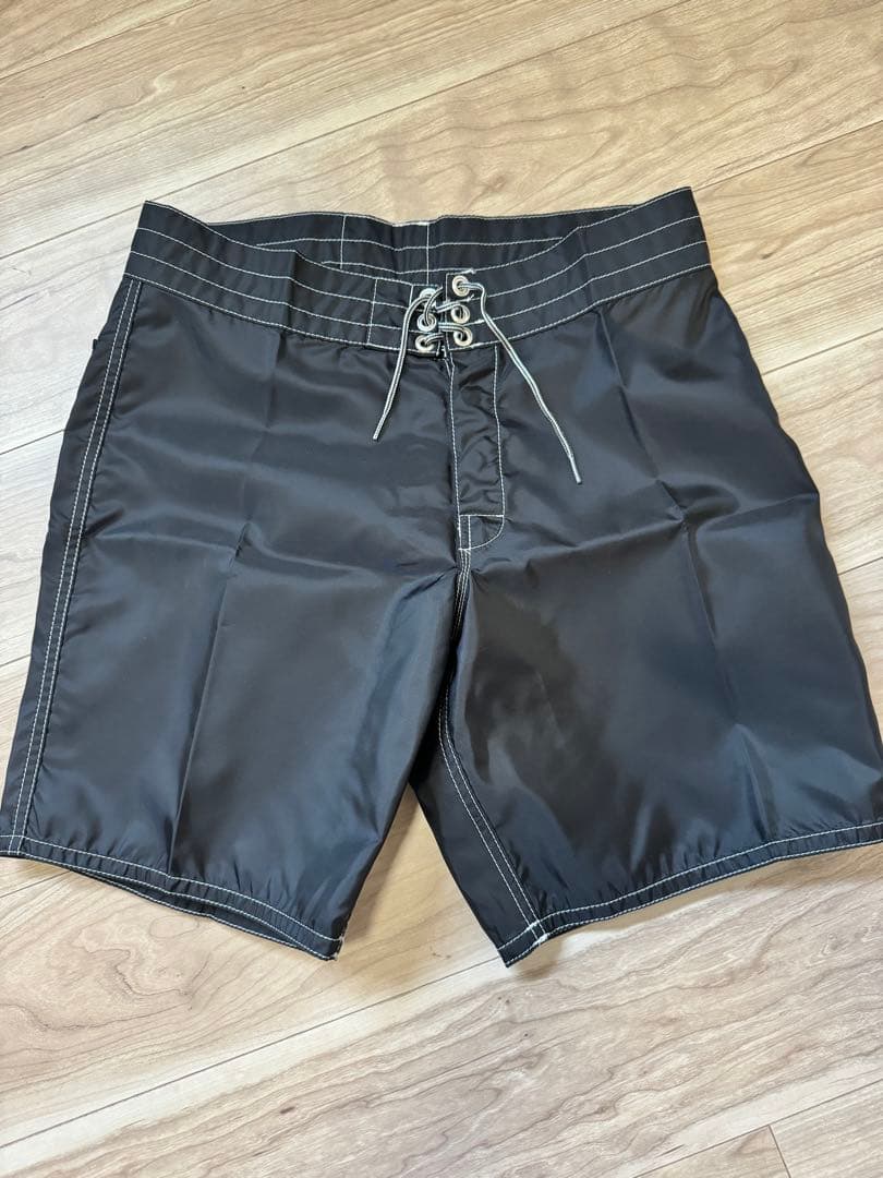 Birdwellボードショーツ　サイズ33 ミディアム