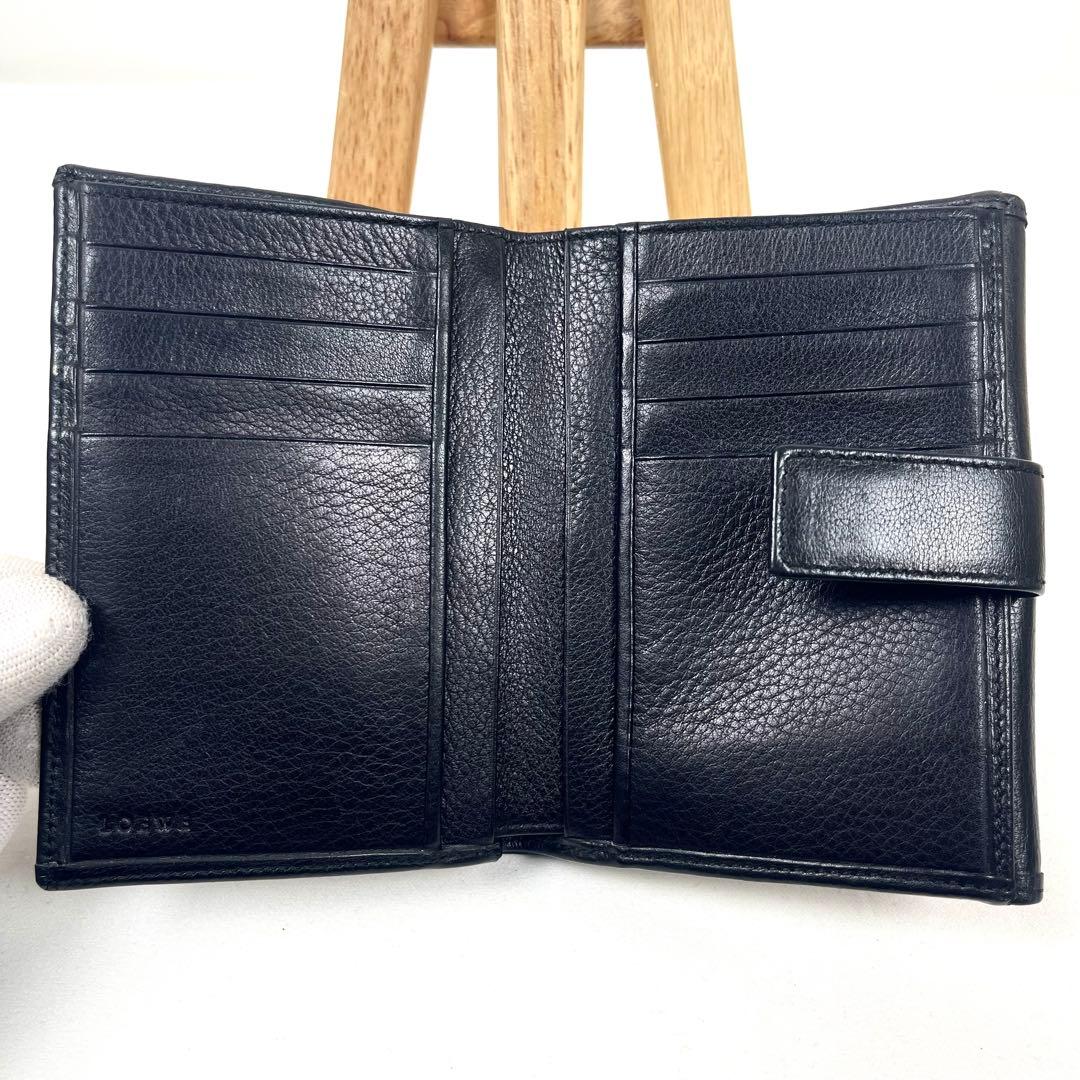 ロエベ　折り財布　アナグラム　ビッグロゴ　エンボス　コンパクト　レザー　ブラック