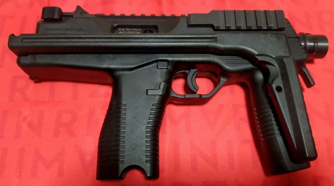 トイガン MP9