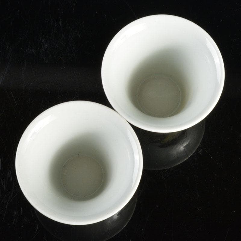 中国　景徳鎮　粉彩　蟋蟀文　酒杯　一對　M　R4791