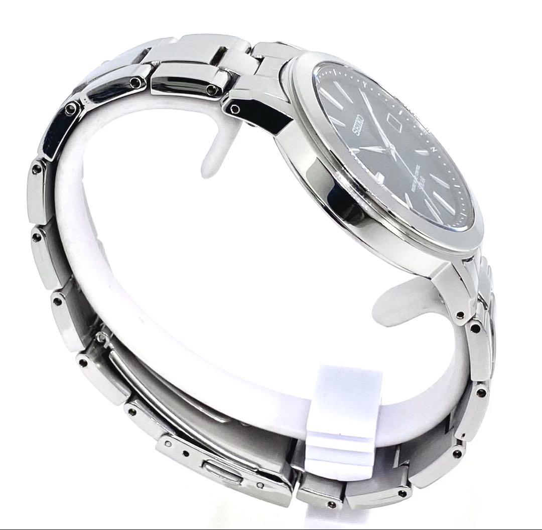 SEIKO☆セイコー☆電波ソーラー☆腕時計☆ブラック文字盤×シルバー針☆極上品