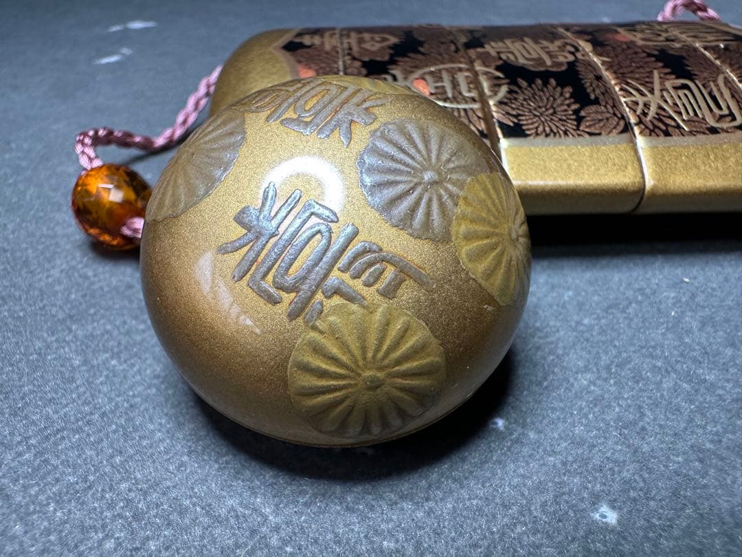 蒔絵　印籠　漆器　古美術品　 細密細工　骨董　アンティーク　彫刻 工芸品