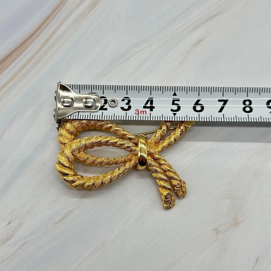 【美品】クリスチャンディオール ブローチ リボン ゴールド