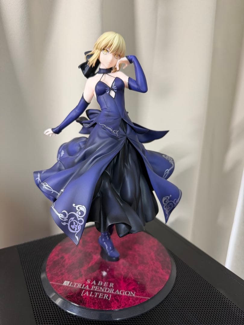 アルトリア・ペンドラゴン[オルタ] ドレスVer. 1/7 完成品フィギュア