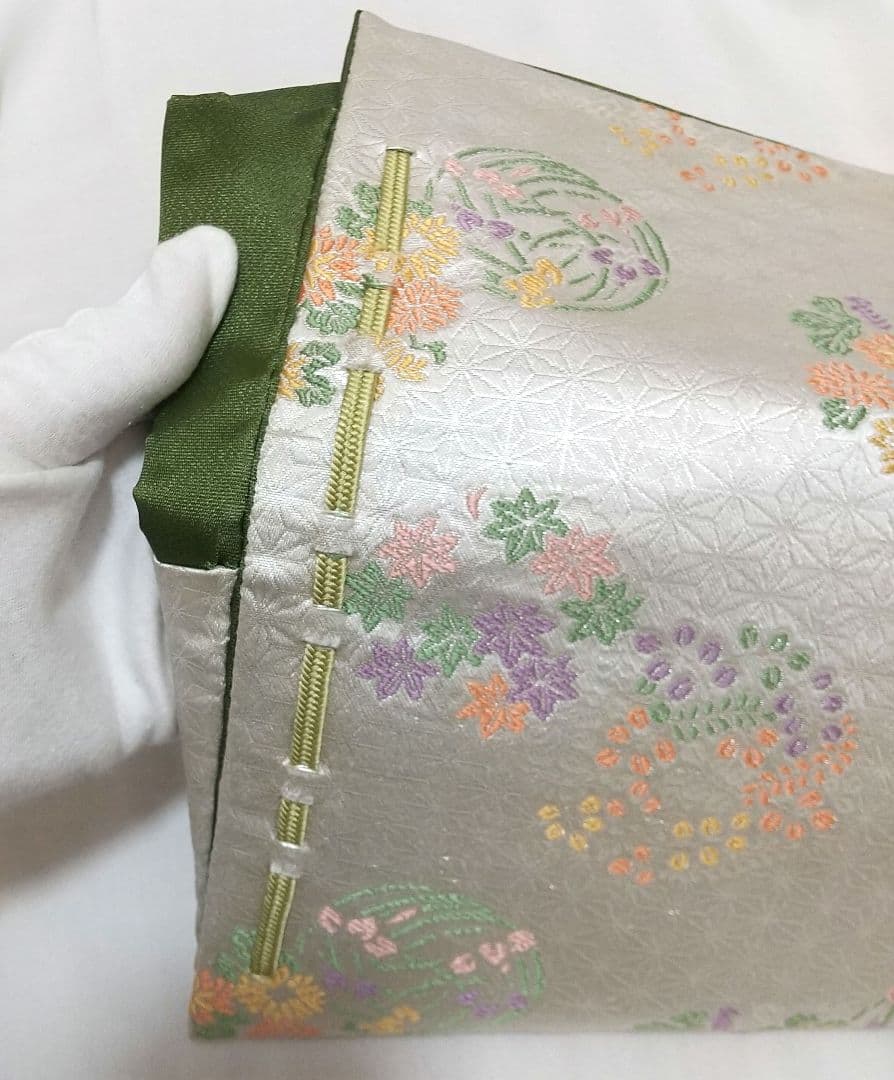【超希少・新品・未使用】井伊家伝来裂（きれ)・菱形スキヤ（名物裂）絹100％