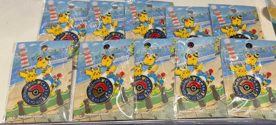 ポケモン ピカチュウ ピンバッジ 10個セットTokyoBay