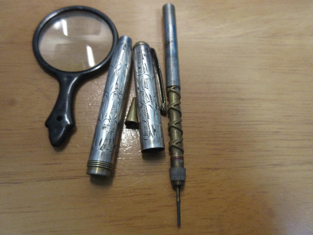 [山崎商店] ホシエス 唐草 銀軸 二色 シャープペンシル 1.1mm