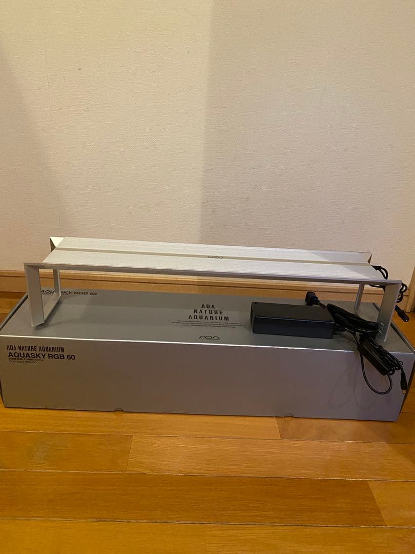 ADA AquaSky RGB 60 シルバー LEDライト 本体　試灯のみ