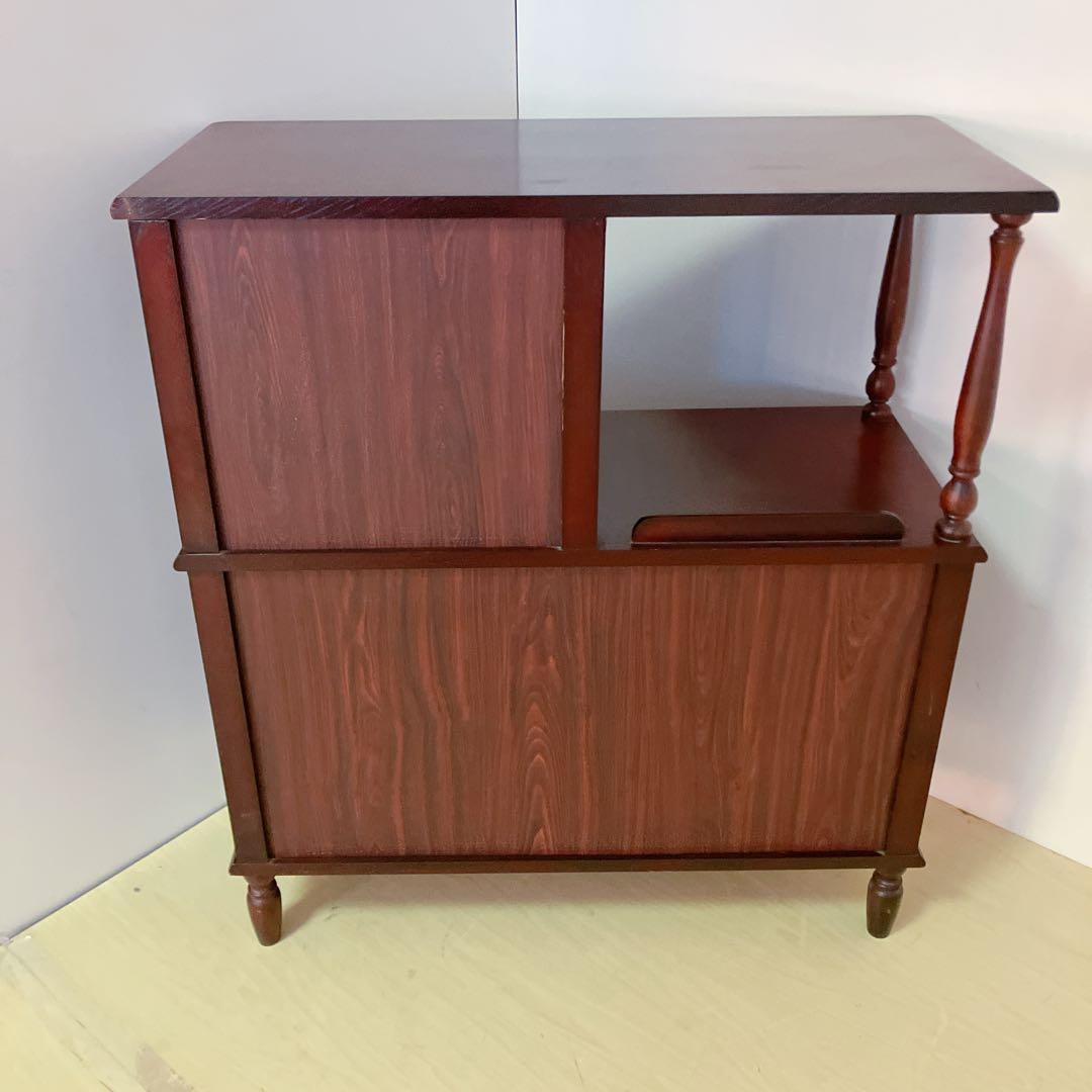 木製　サイドボード　飾り棚　サイドチェスト　　リビングボード　コンソール