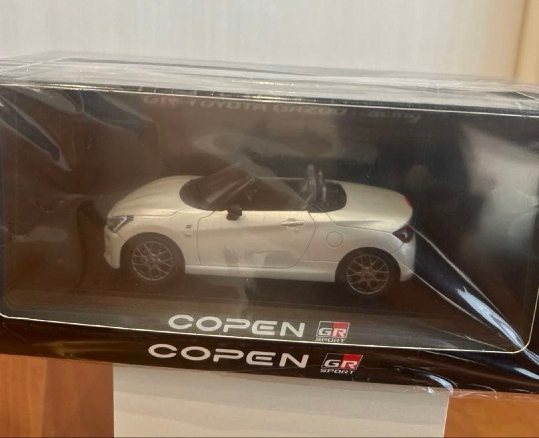 COPEN GR ホワイトオープンカー W24