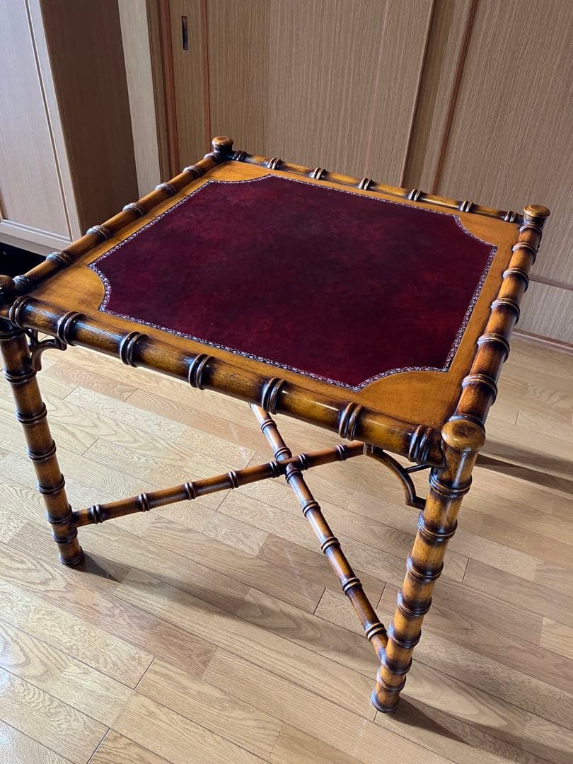 高級家具　バロッサバレンティ　テーブル　インテリア　小物