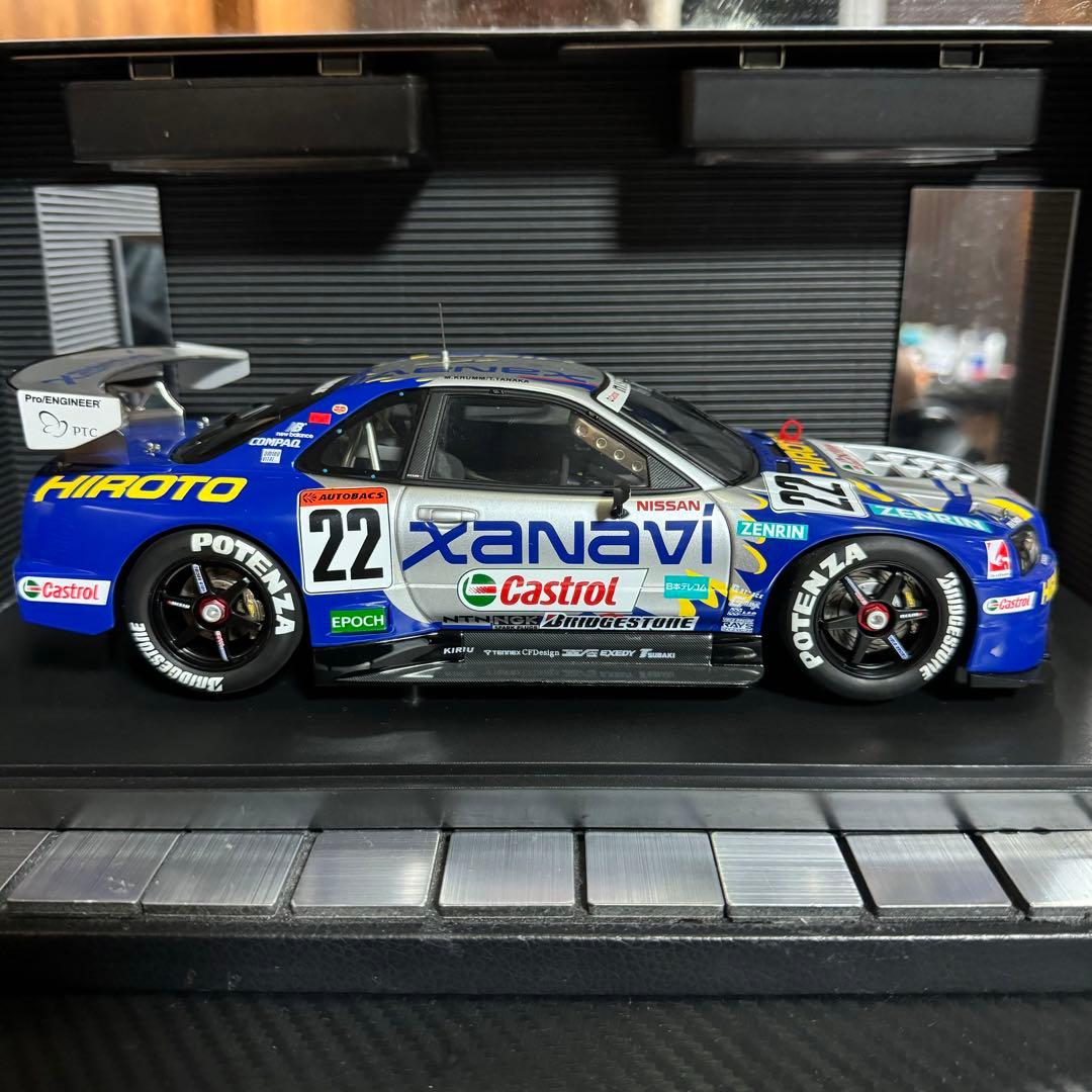 未展示品 オートアート 1/18 XANAVI HIROTO GTR (R34)