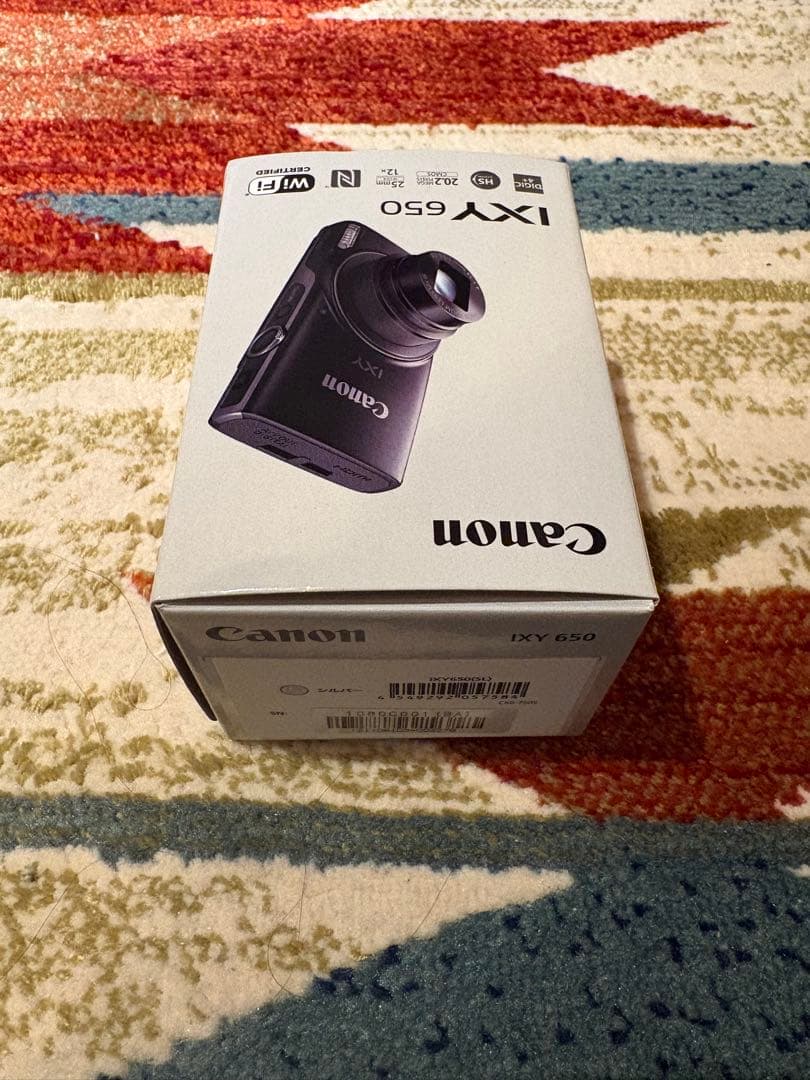 [ほぼ新品]Canon IXY650 シルバー32gbカード付き