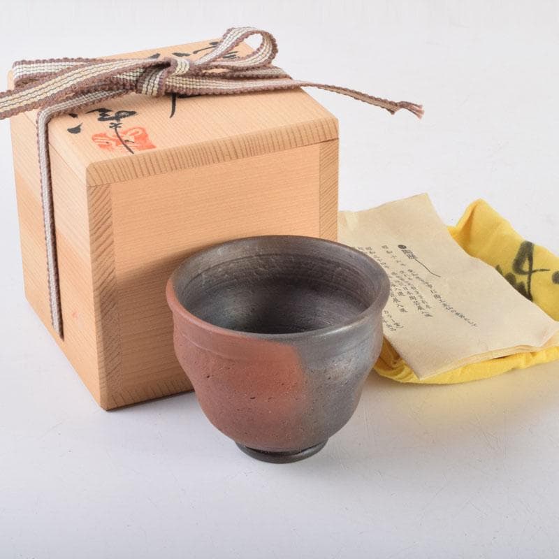 常滑焼　小西洋平作　窯変　ぐい呑　共布共箱　V　8657