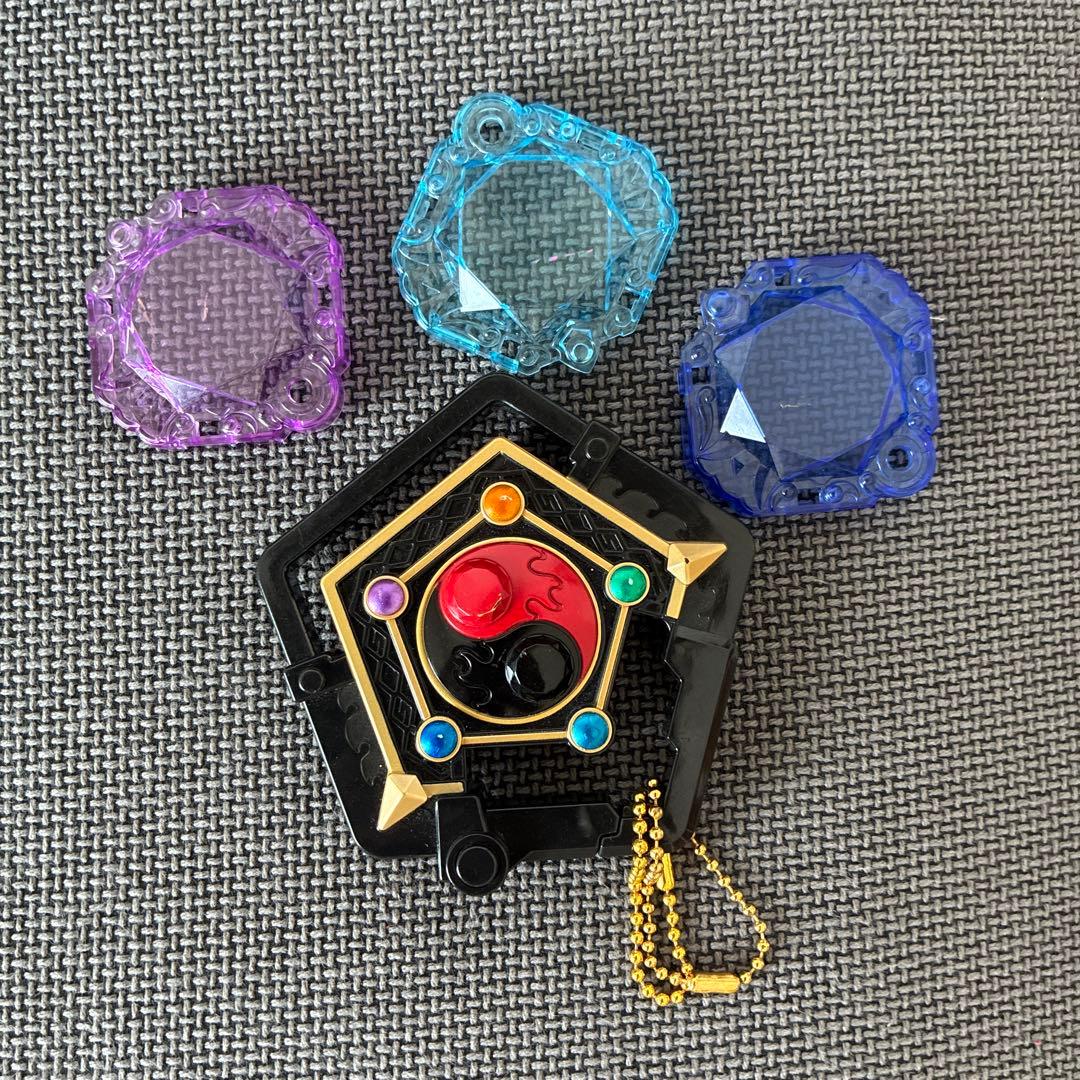 妖怪ウォッチオーガ DX妖聖剣＆妖怪アーク メダルまとめ売り