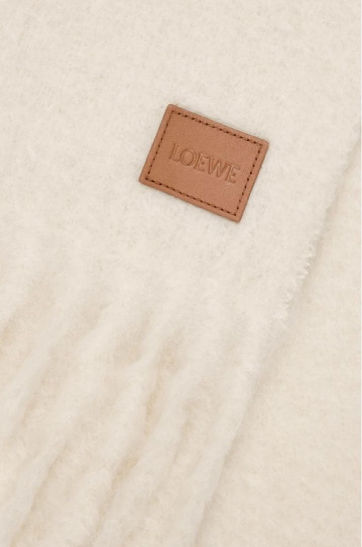 LOEWE アイボリー モヘアマフラー　新品未使用