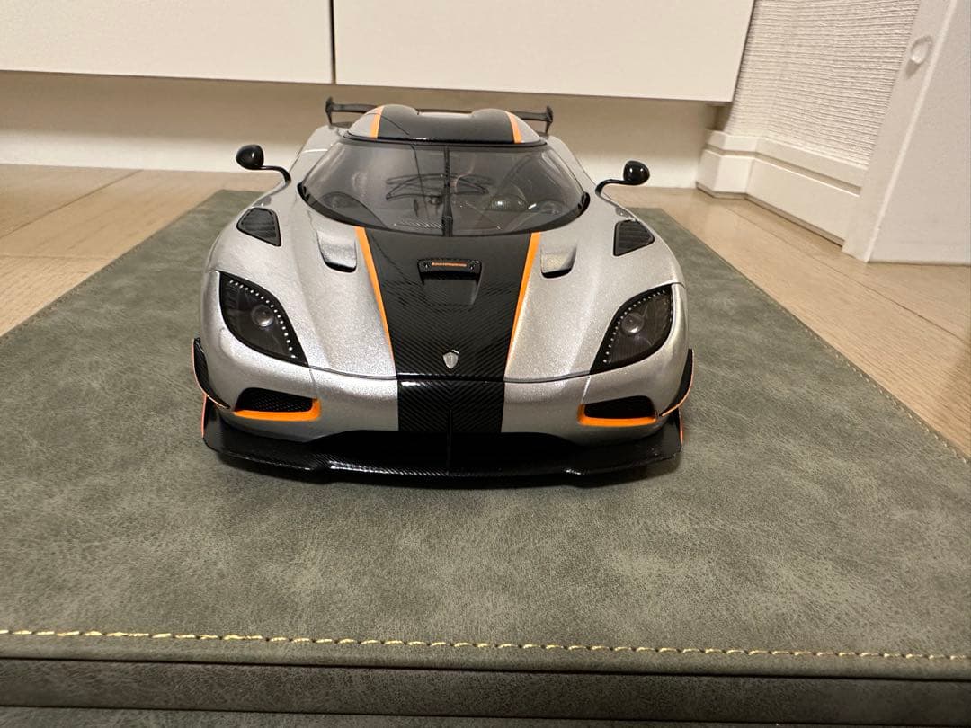 オートアート 1/18 ケーニグセグ アゲーラ ミニカー ケース付