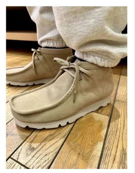 クラークス ビームス別注 コラボ ワラビー ゴアテックス 防水スエード