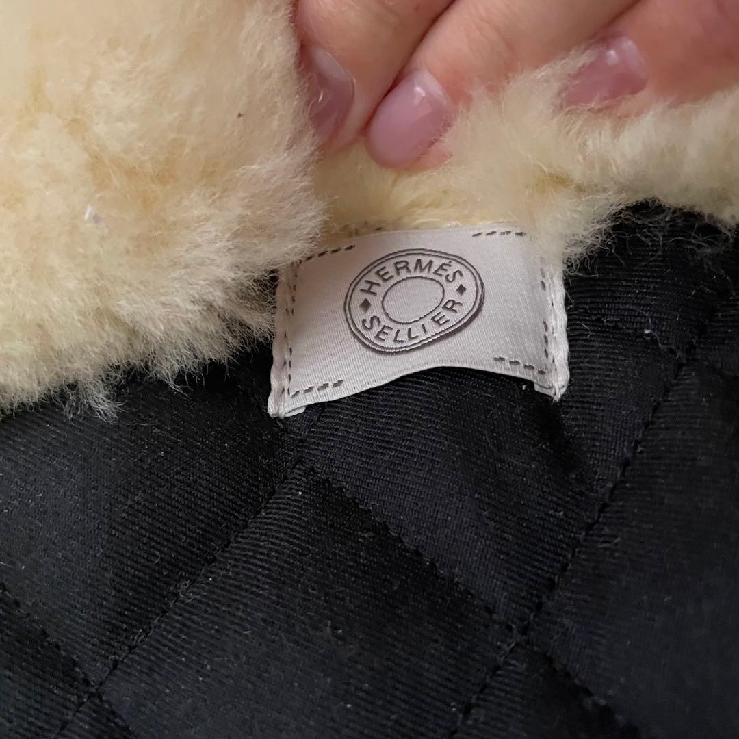 【HERMES】エルメス　犬のベッド　ペット用ベッド　クッション付き