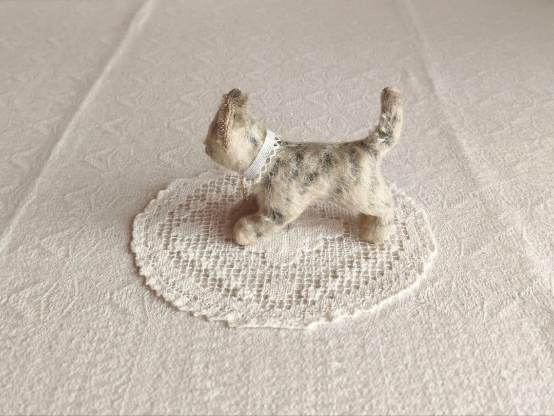 * antique bear ୨୧ * 小さくて可愛い トラ猫ちゃん