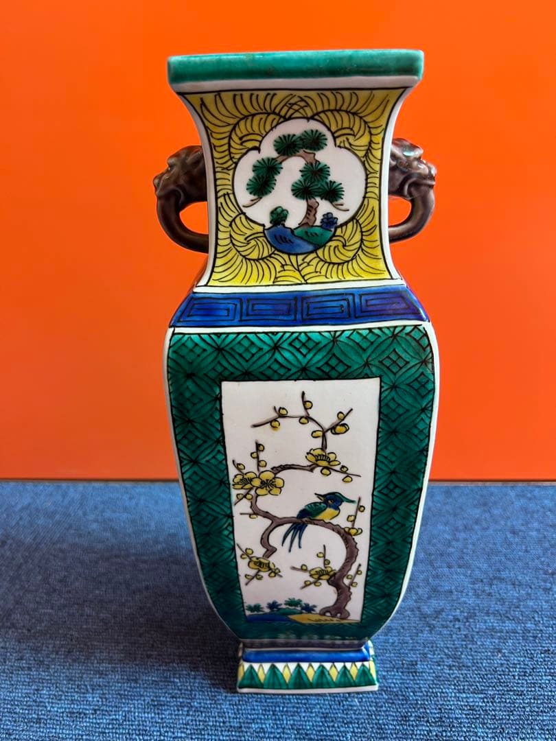1063  九谷焼　色絵花瓶　花鳥図案　時代物