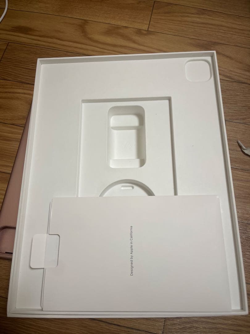 勇*気様 iPadPro12.9インチ 第4世代256GBとおまけ キーボードカ