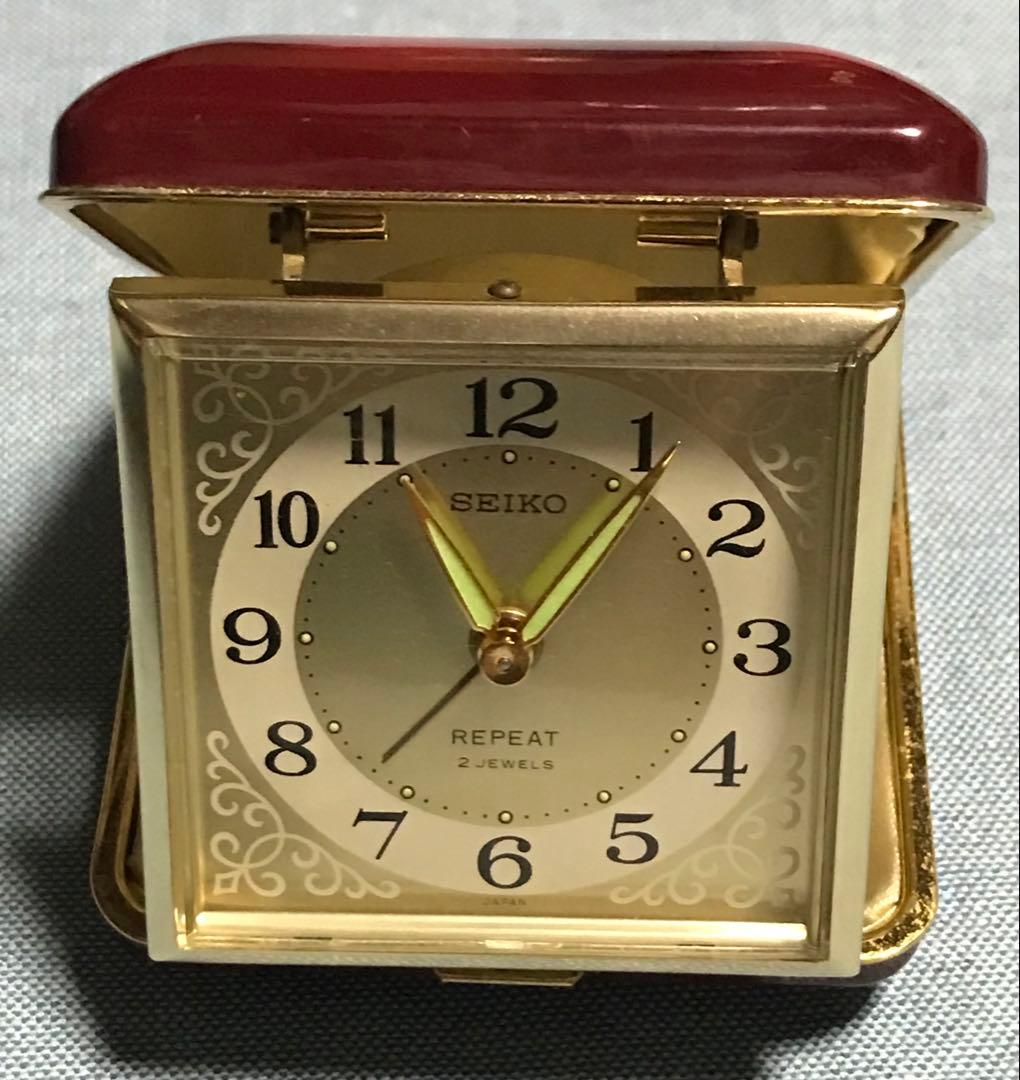 セイコーのアンティークな旅行用目覚まし時計(手巻き)