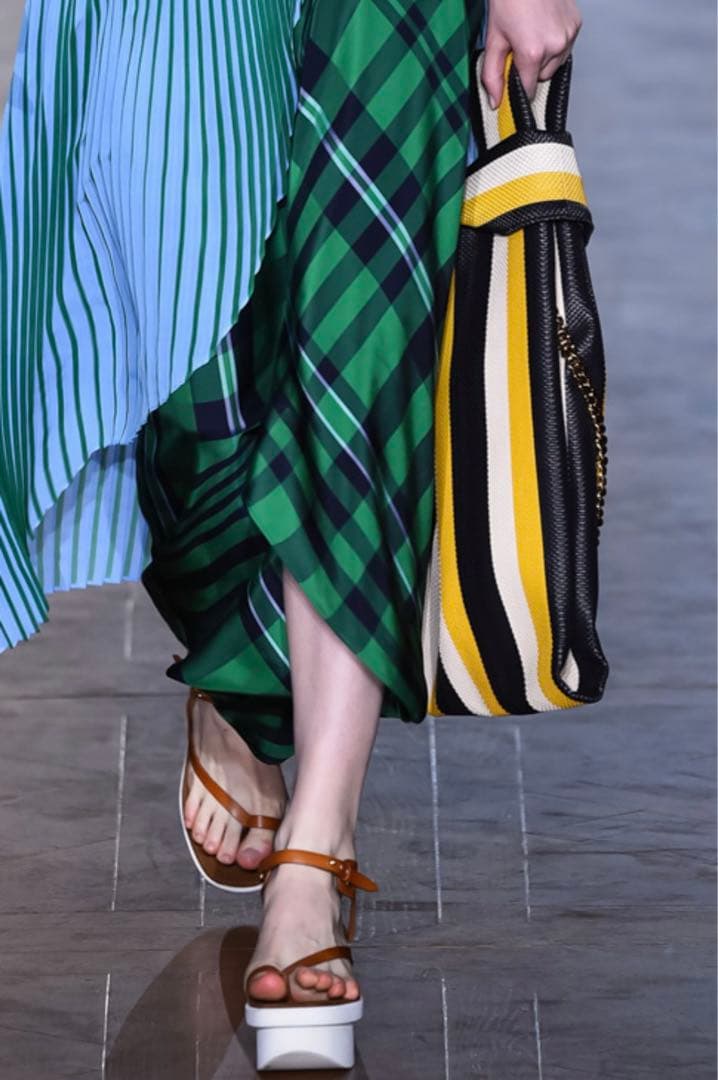 ステラマッカートニー　変形ロングキュロット36 シルク