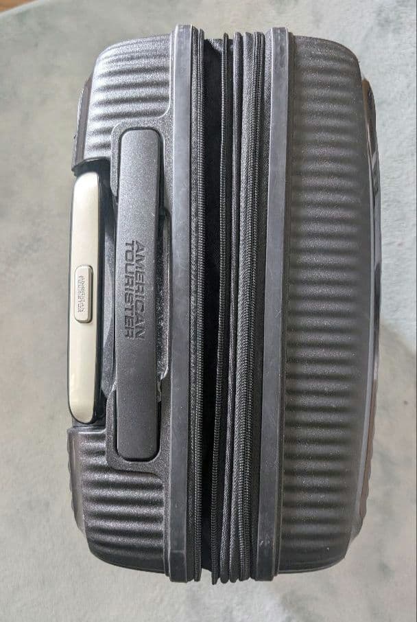 バッグ American Tourister 41L