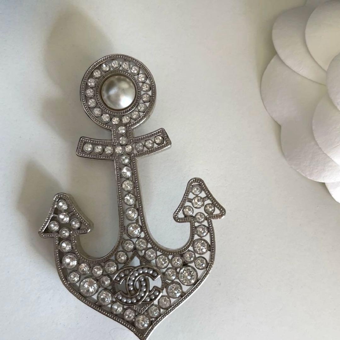 最終SALE！！CHANEL ブローチ 碇 パール ロゴ レア 希少 本物