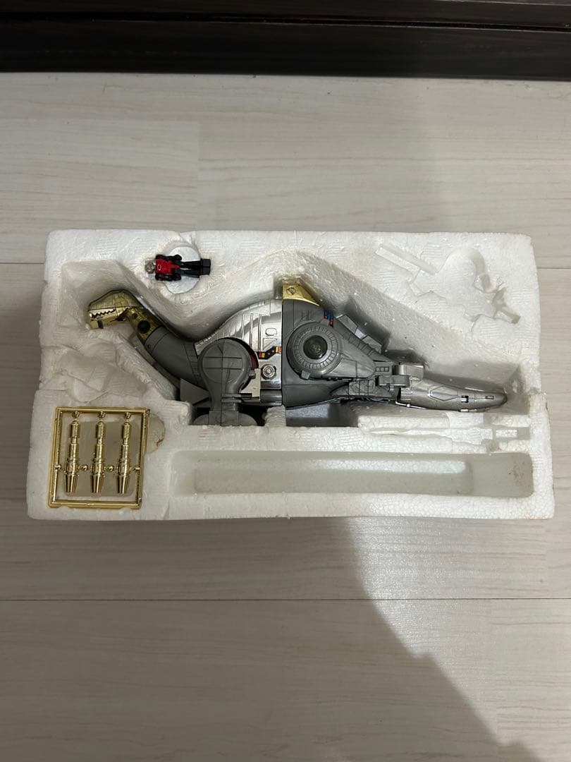 タカラ 恐竜ロボ ブロントザウルス ダイアクロン